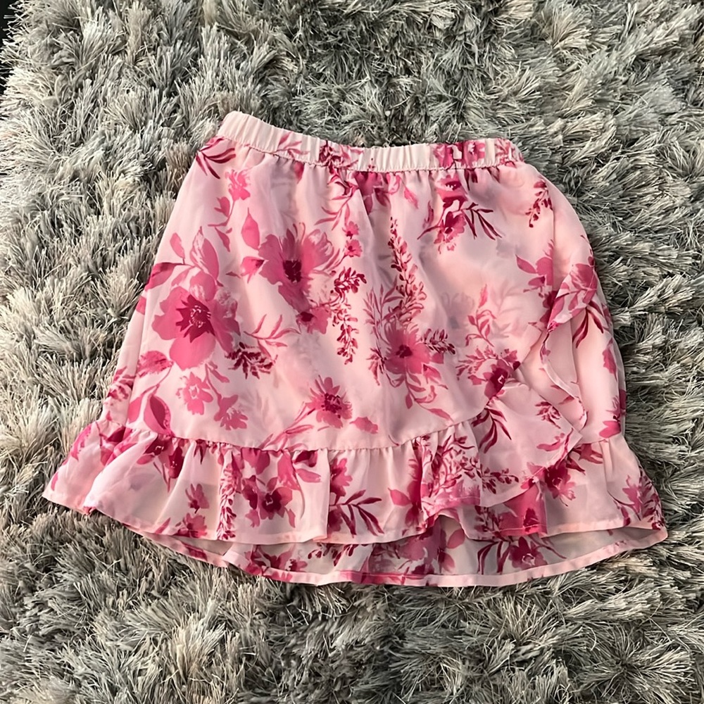 Girls size 7-8 skirt pink floral with ruffle wrap detail